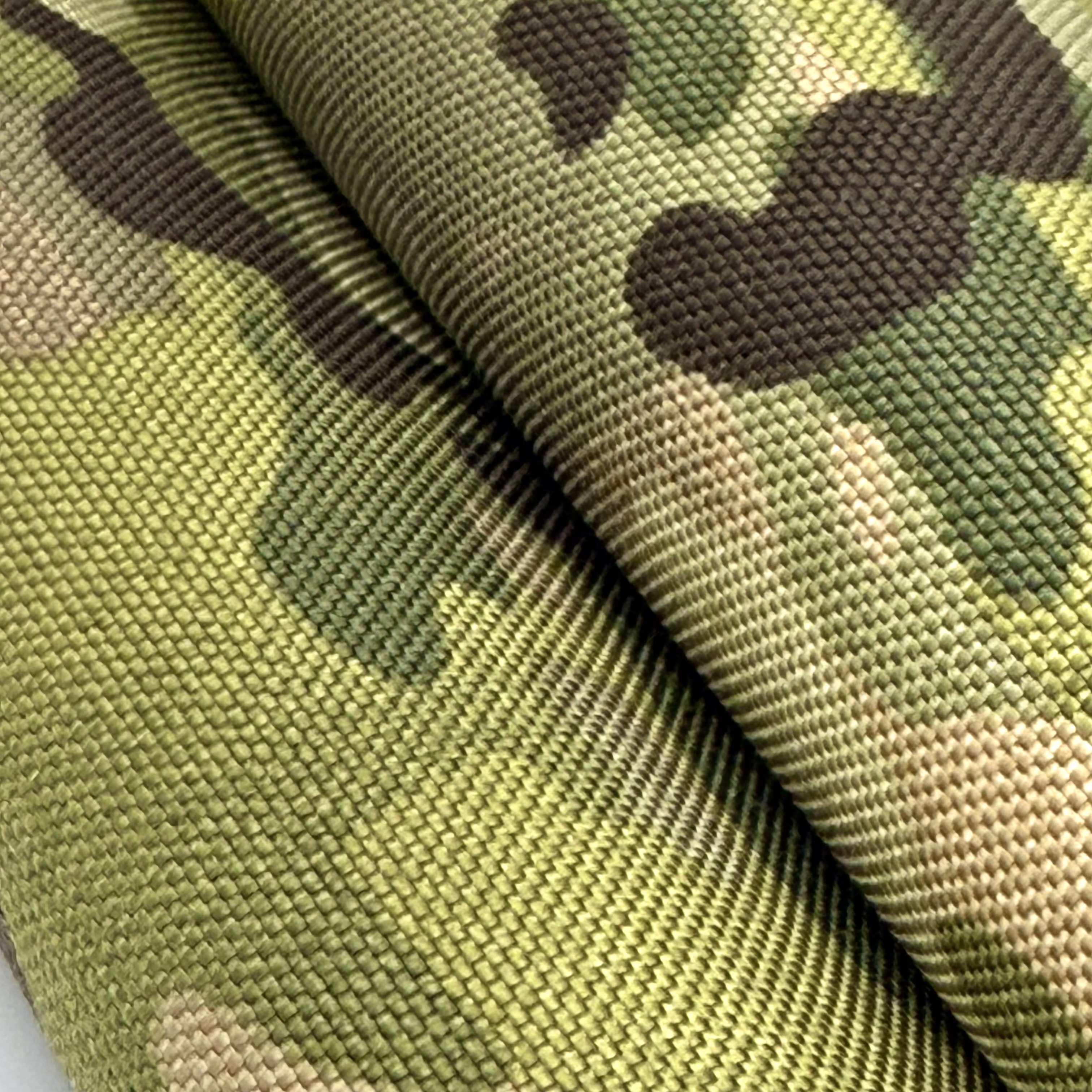 Suya qarşı dayanıqlı maddə kövrəmi