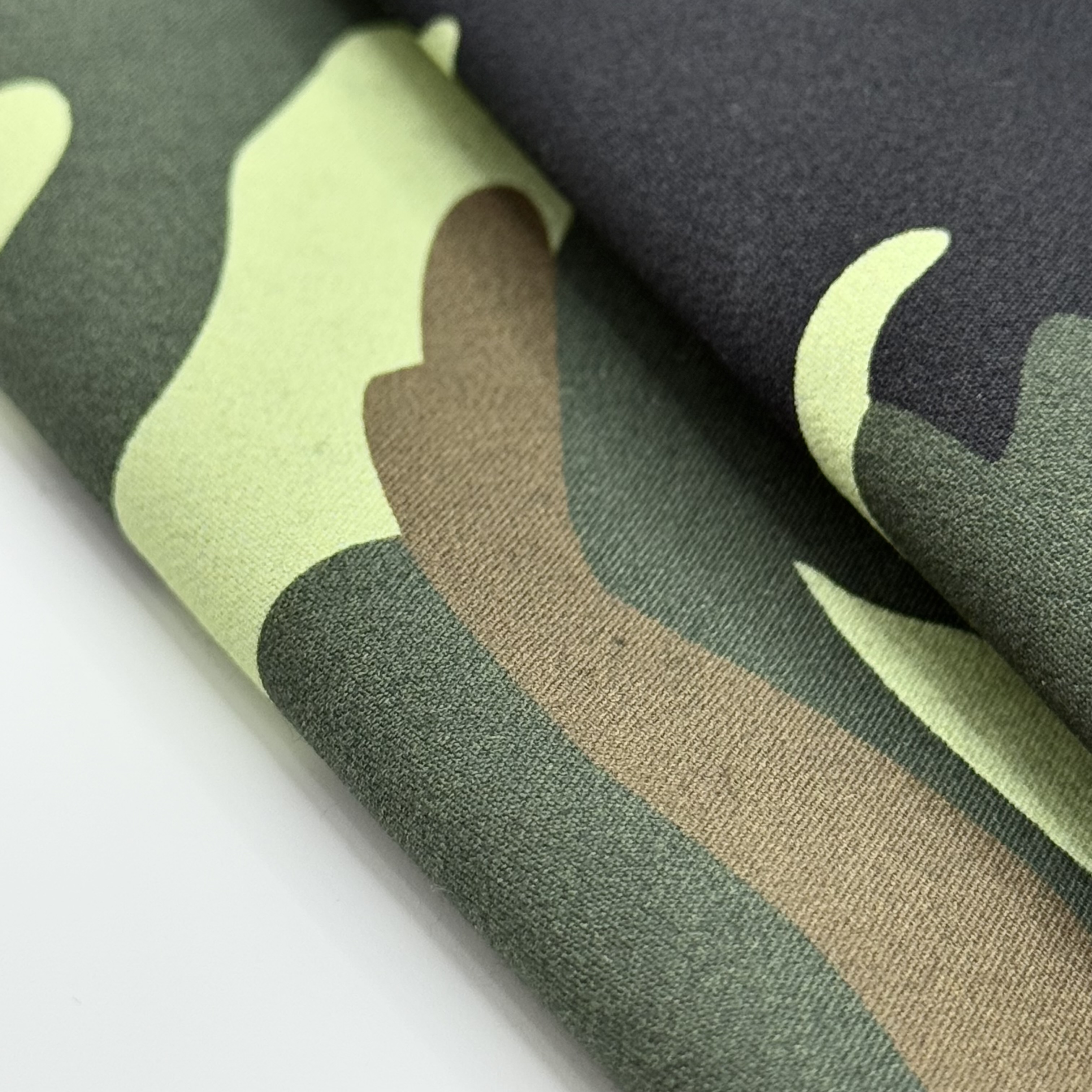 Qadın Cəsmini Necə Xüsusiyyətlərinizə Uyğun Doku Şort Tapmaq