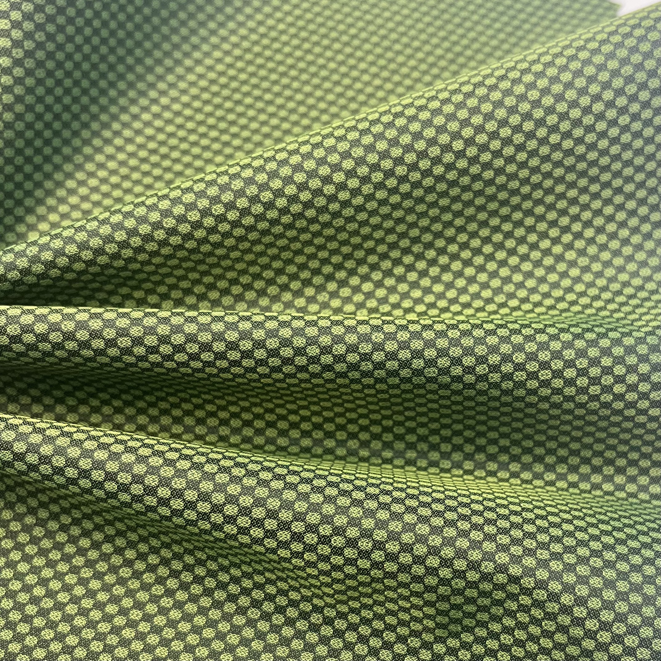 Benefici dell'uso di pantaloni in tessuto durante l'estate