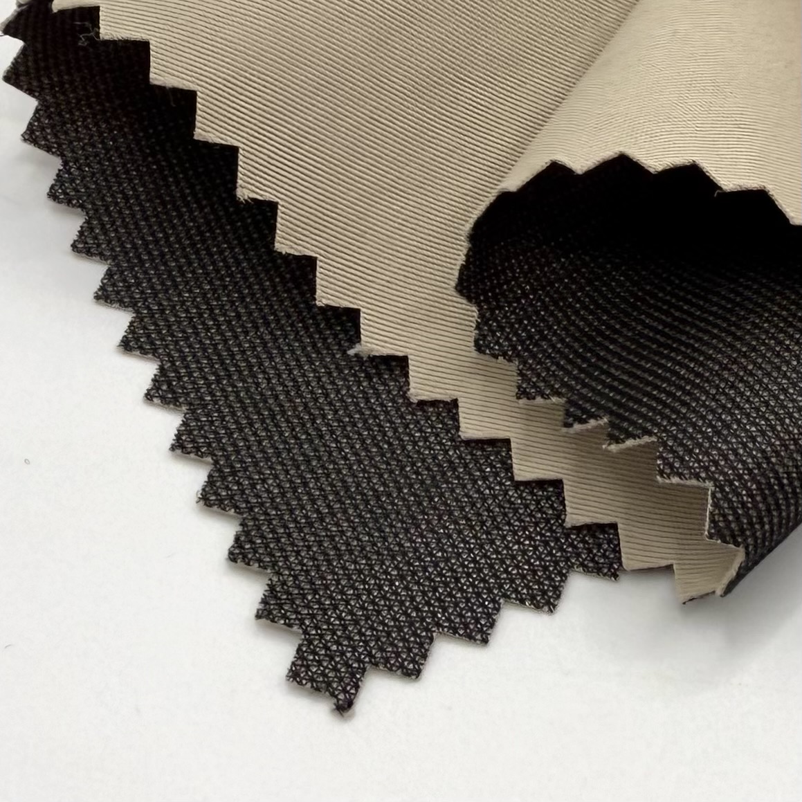 Kişilər Modasında Ən Populyar Şalvar Parçalarını Kəşf edin