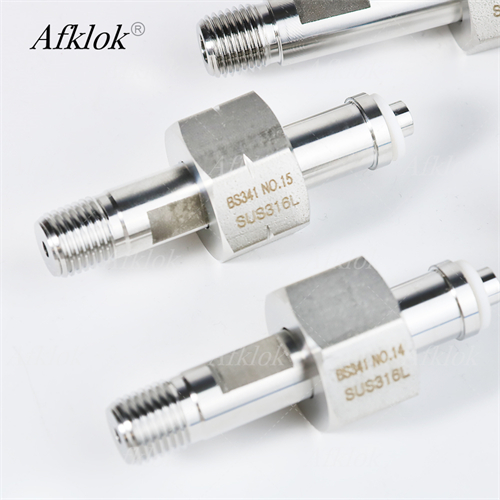 Why Cylinder Adapters Are Critical in Multi-Gas Laboratory Environments
