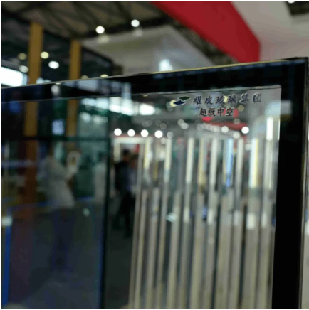 Can curved glass be used for both aesthetic and functional purposes in modern architecture?