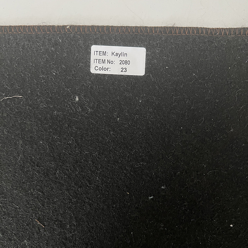 Upplev Utomordentlig Relaxning Med En Sofa Fur Som Är Så Mjuk Som En Moln