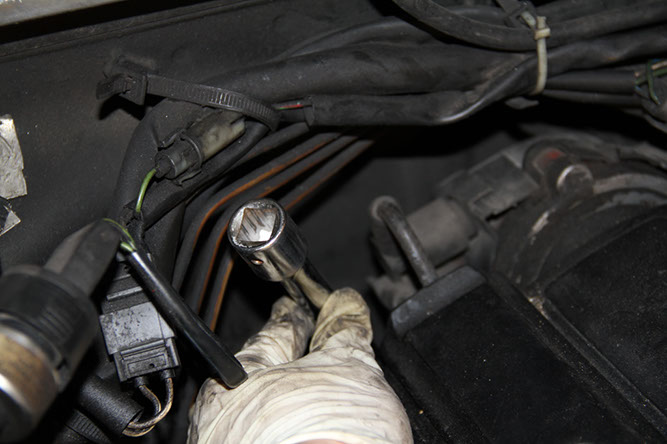 Installing a Crankshaft Position Sensor.jpg