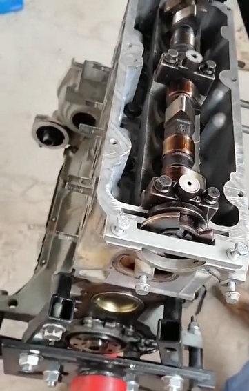 Fiat 1.2 ໂຕລູກໄຟໃນເວລາທີ່ຖືກຕ້ອງ