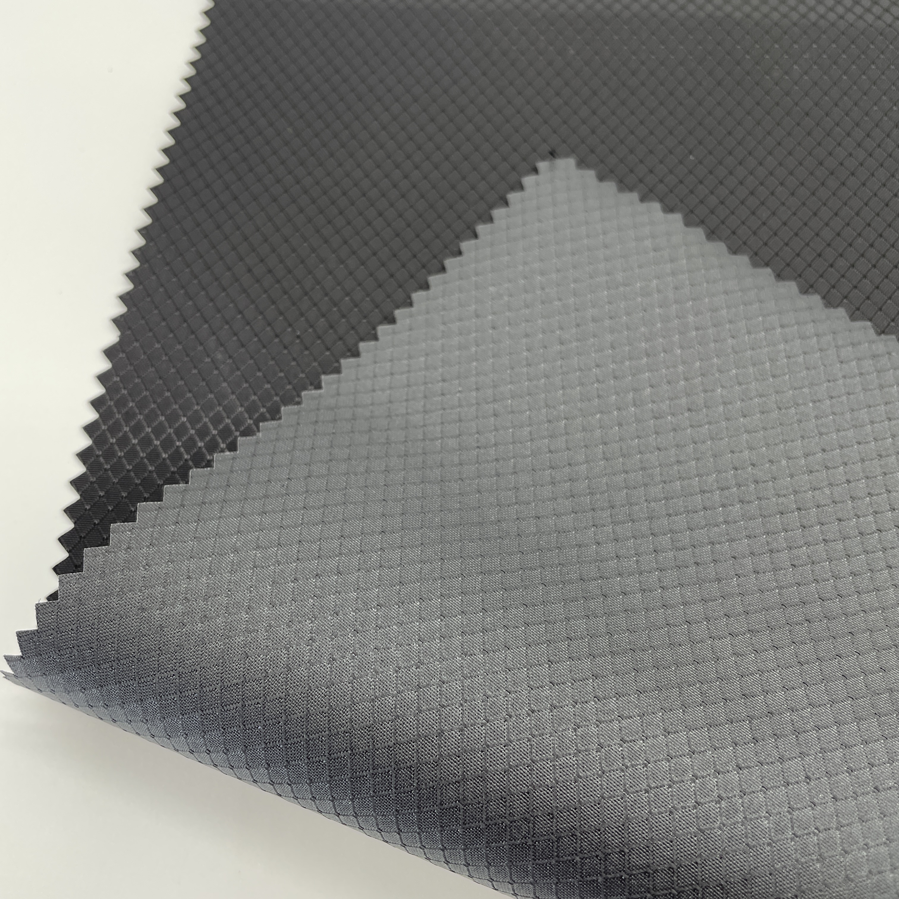 벵가린 스트레치 의류를 입고 자유롭게 움직이세요