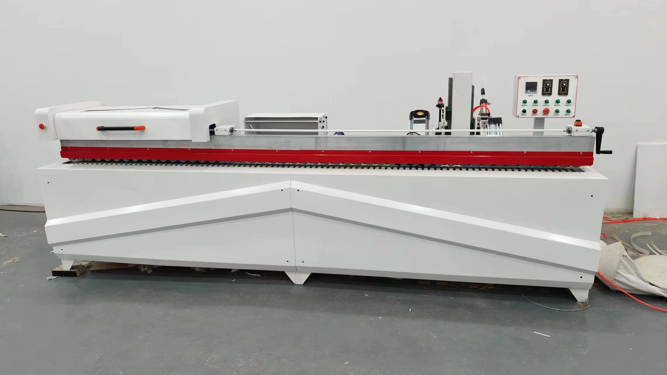 XZF-500 Beveled Straight Edge details