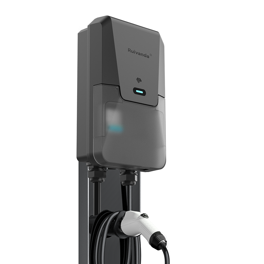 ¿Cuáles son las características principales que debe tener un cargador portátil para vehículos eléctricos?