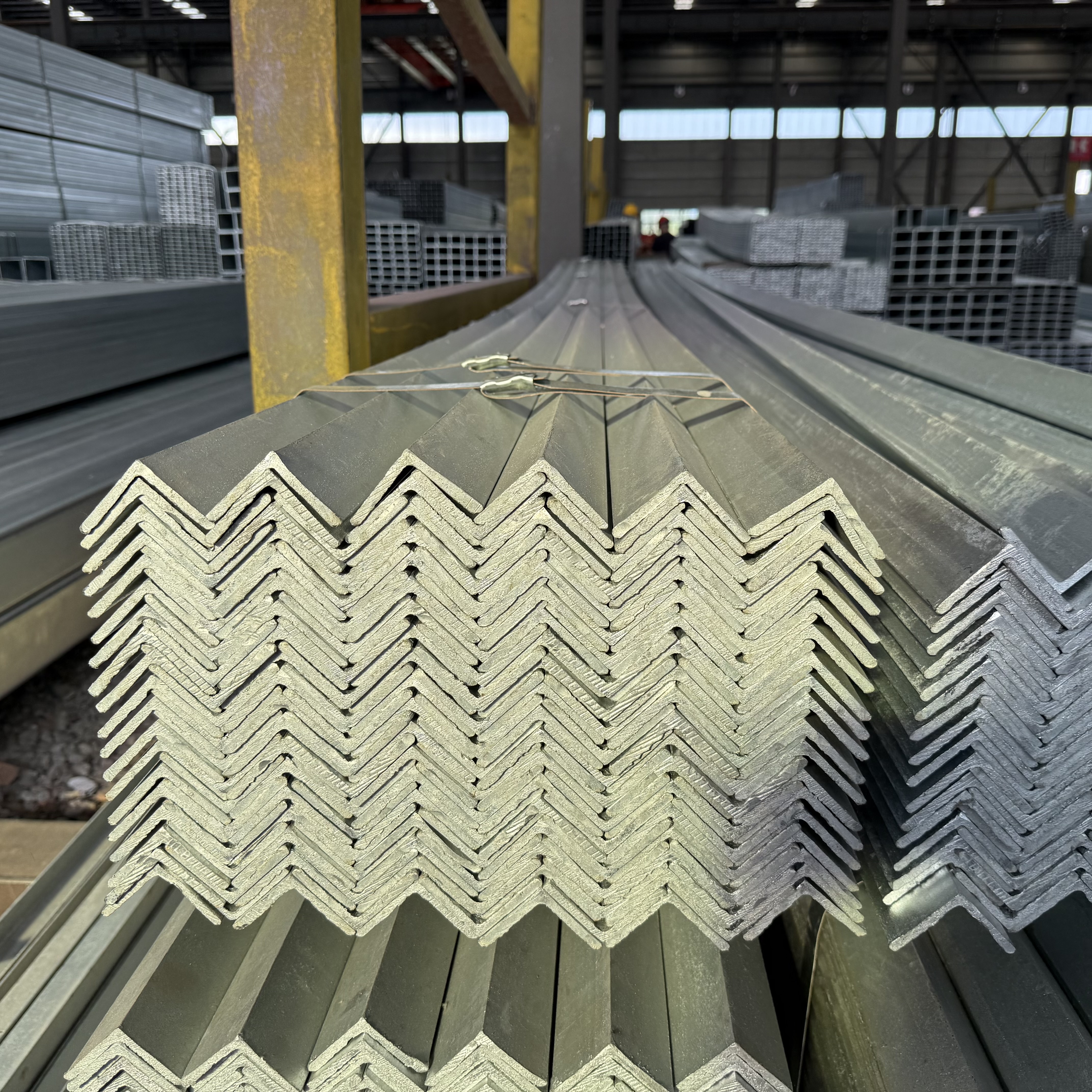 שימושים נפוצים של צינור פלדה בקוטר 6 מ