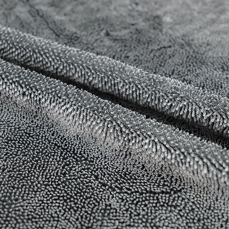 Držite svoj auto bez potečina i šramova s mikrovlaknenim ručnicama za auto