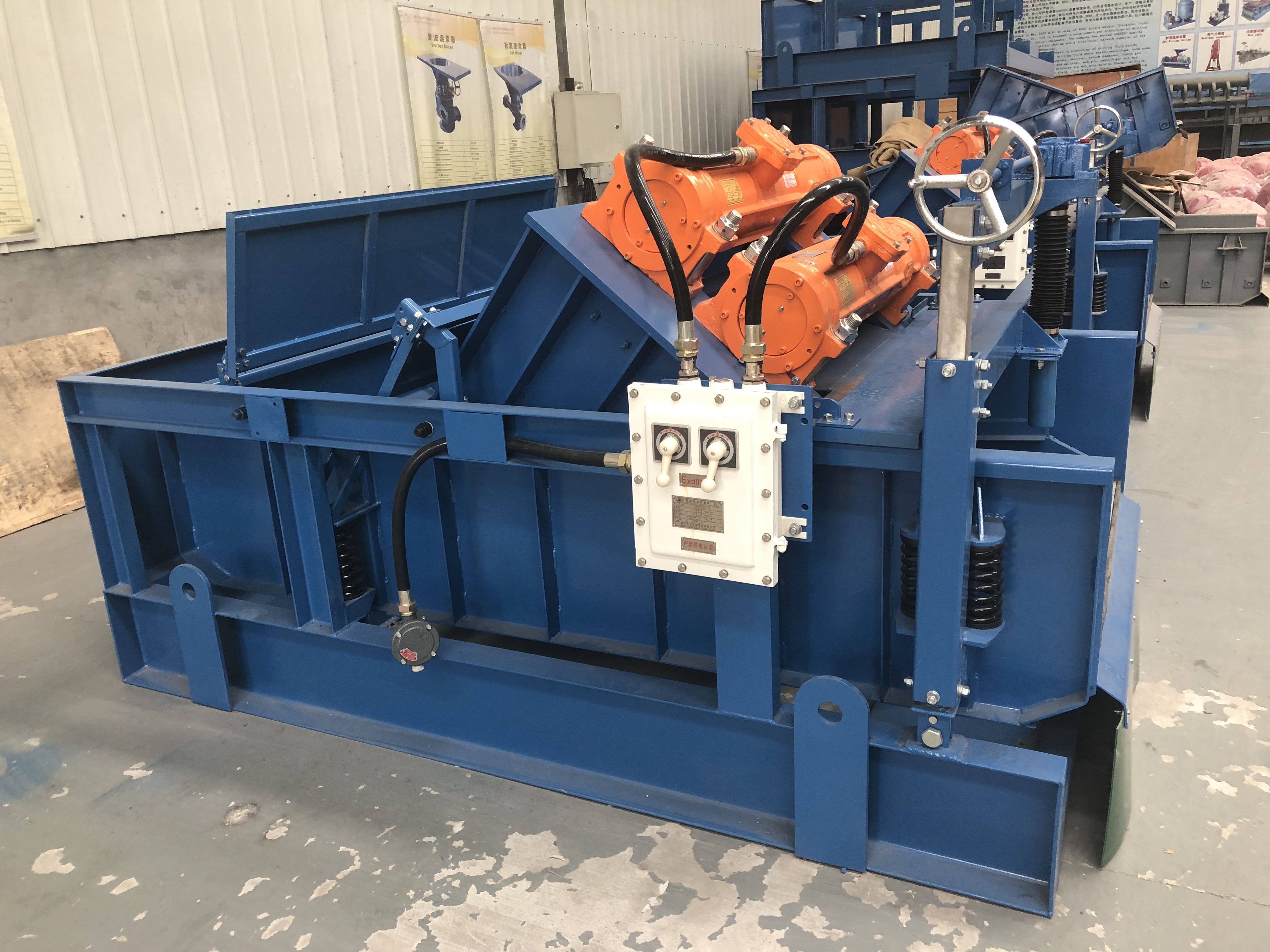 API Standard Well Drilling Mud Solid Control Shaker Replacement Shaker Screen supplier