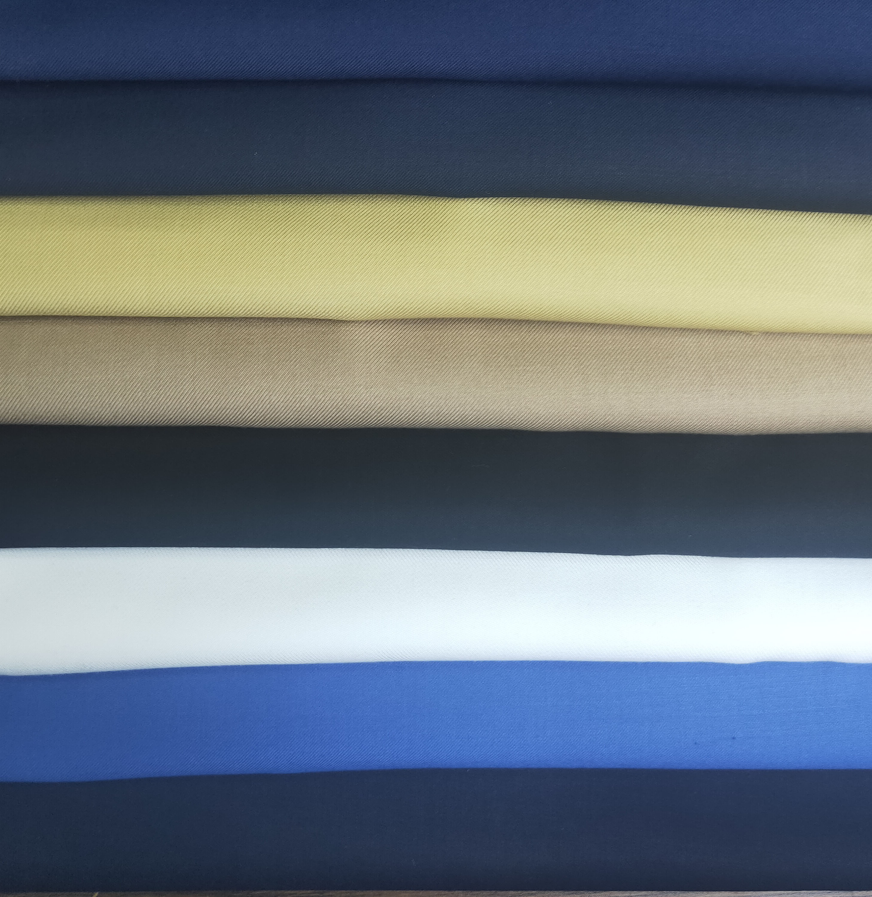 2024 Hot selling Coat and pants slim fit business men suit blazer + vest + Pants custom mens suit details
