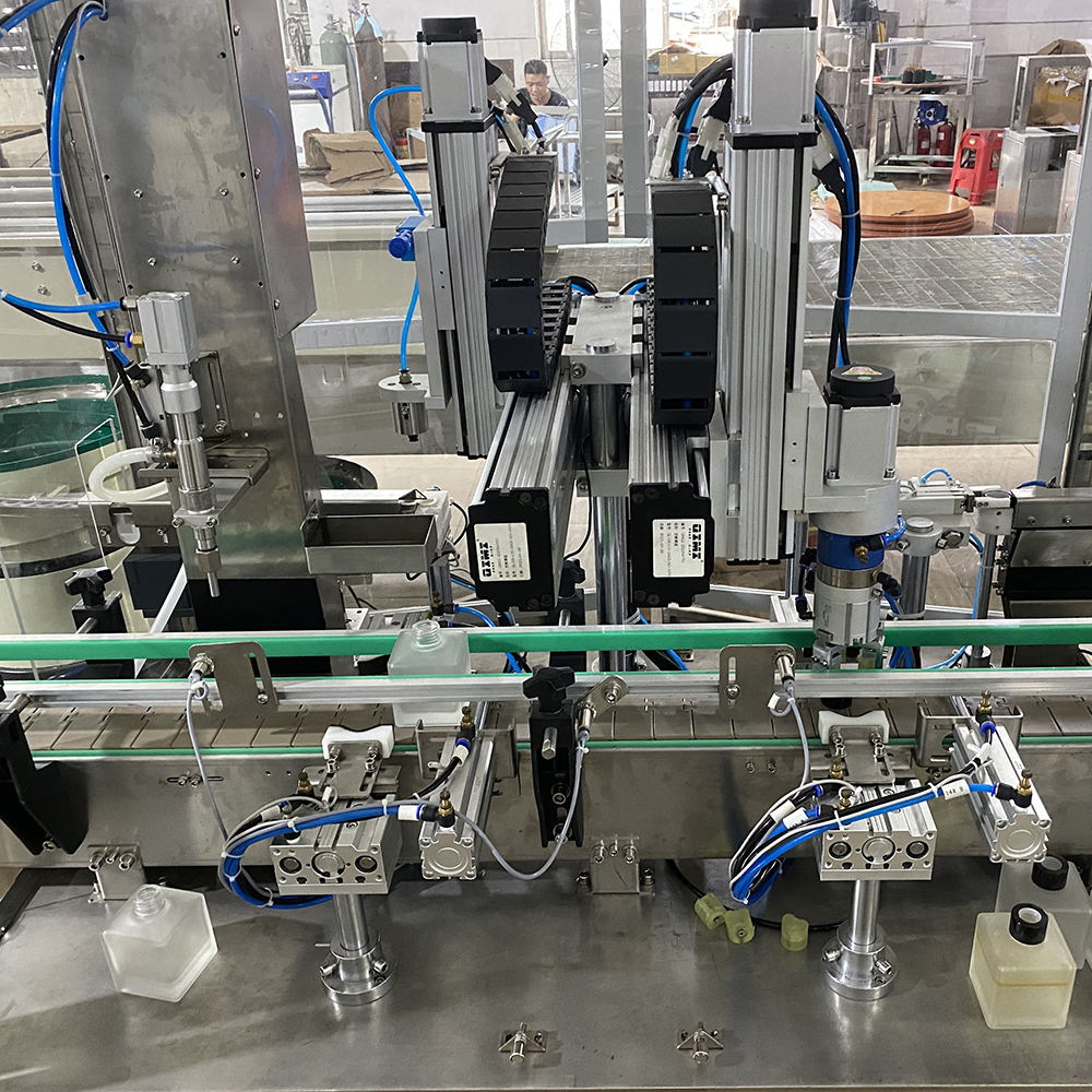 Automatic Floor Type Perfume Small Bottle Filling Capping Machine Reed Diffuser Jar Liquid Filling Capping And Labeling Machine manufacture