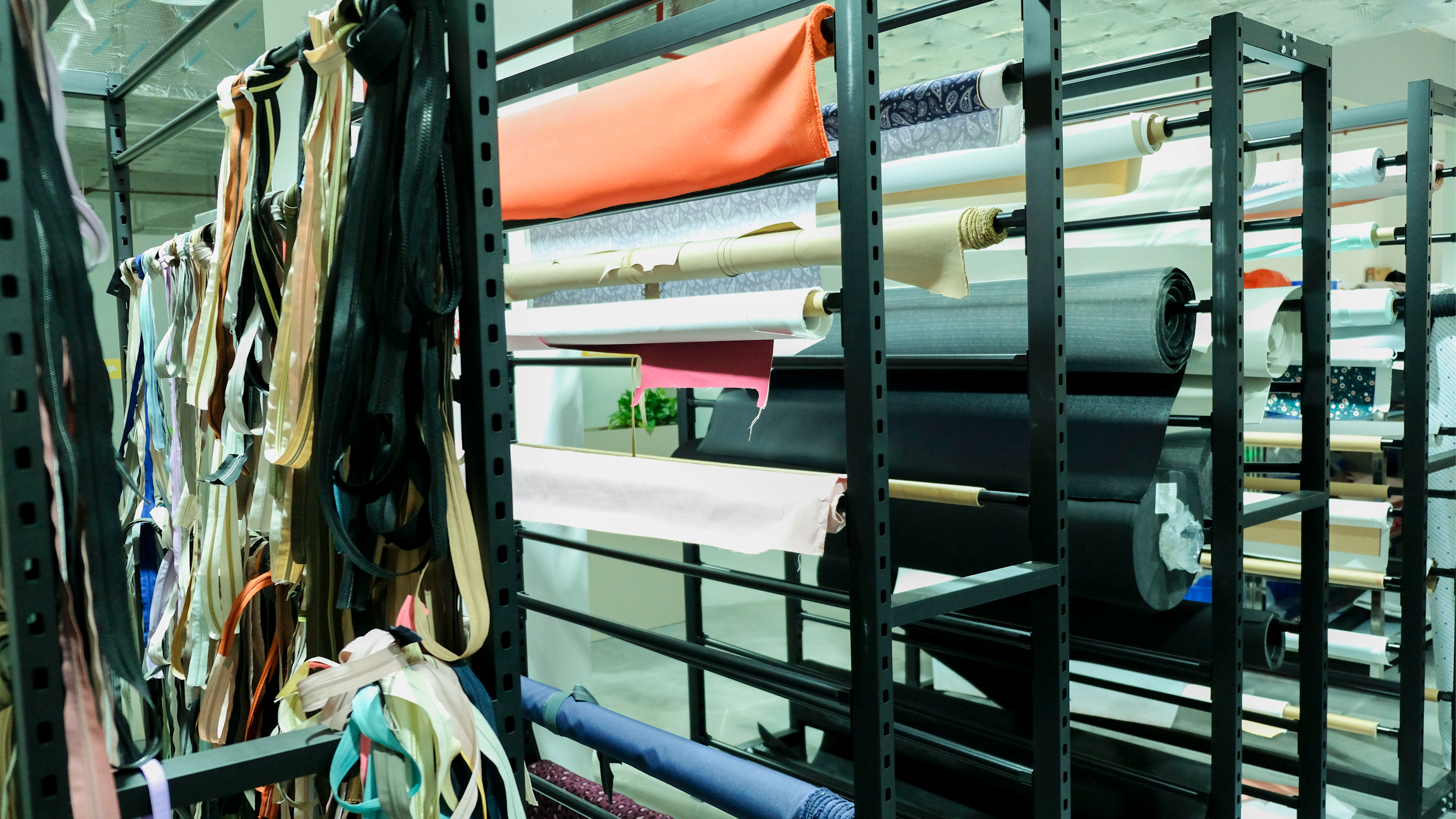 Factory source Material supply